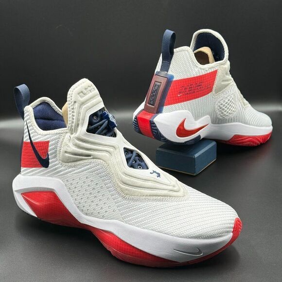 Nike LeBron Soldier 14 'USA' - Picture 1 of 11